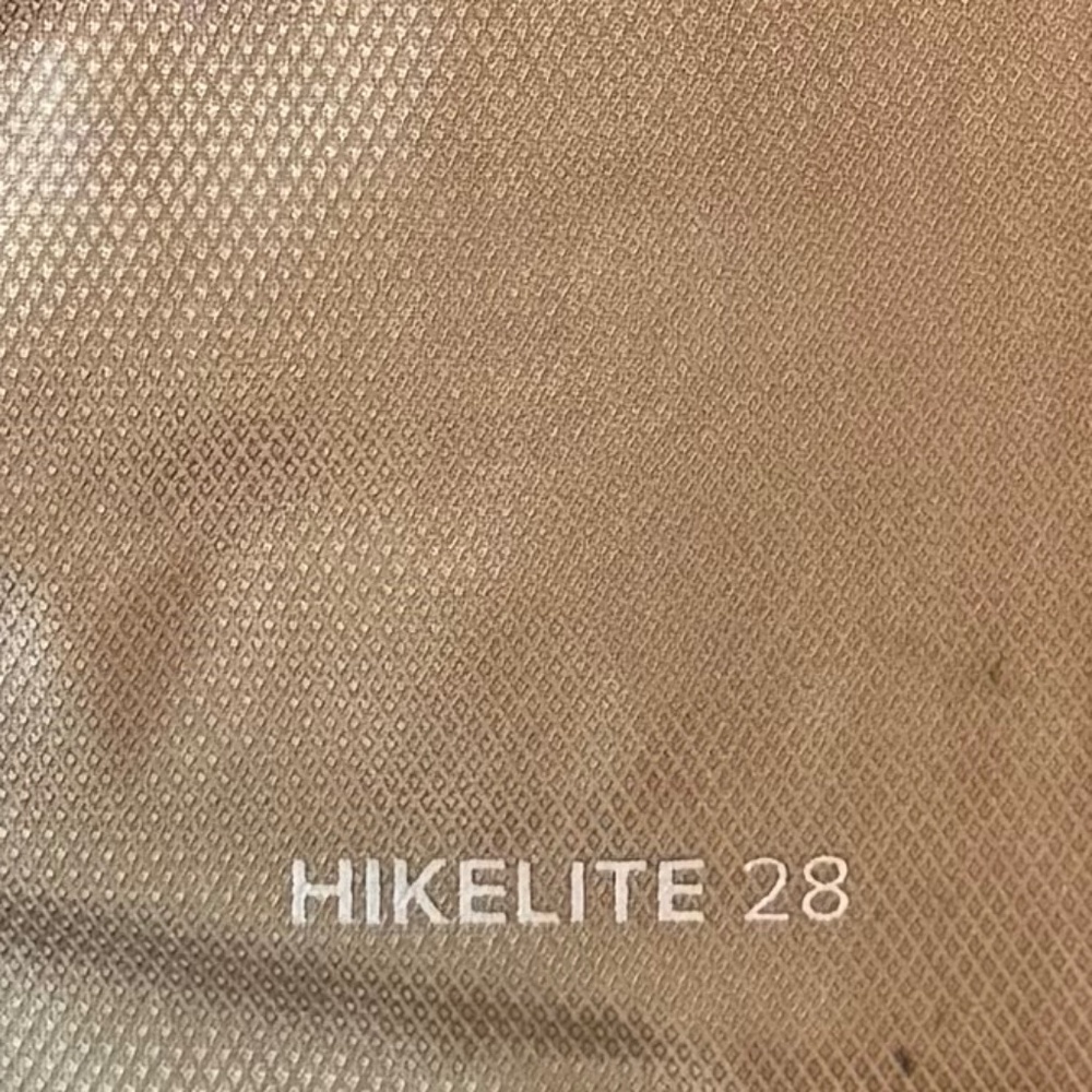 Beige Osprey Hikelite 28L Backpack - Picture 11 of 11